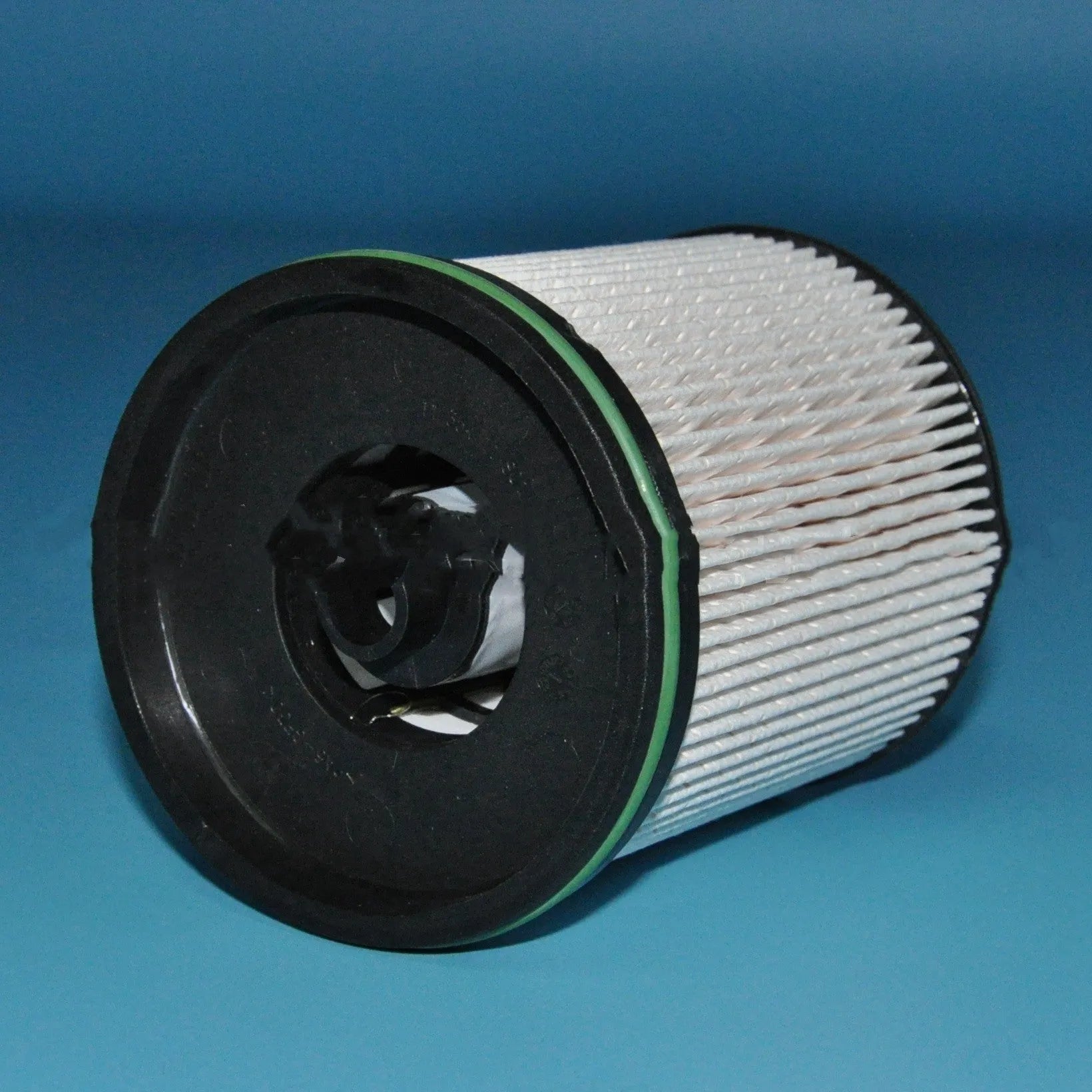 Diesel fuel filter element with gasket kit for Vauxhall and Opel Astra K models measuring 106mm height