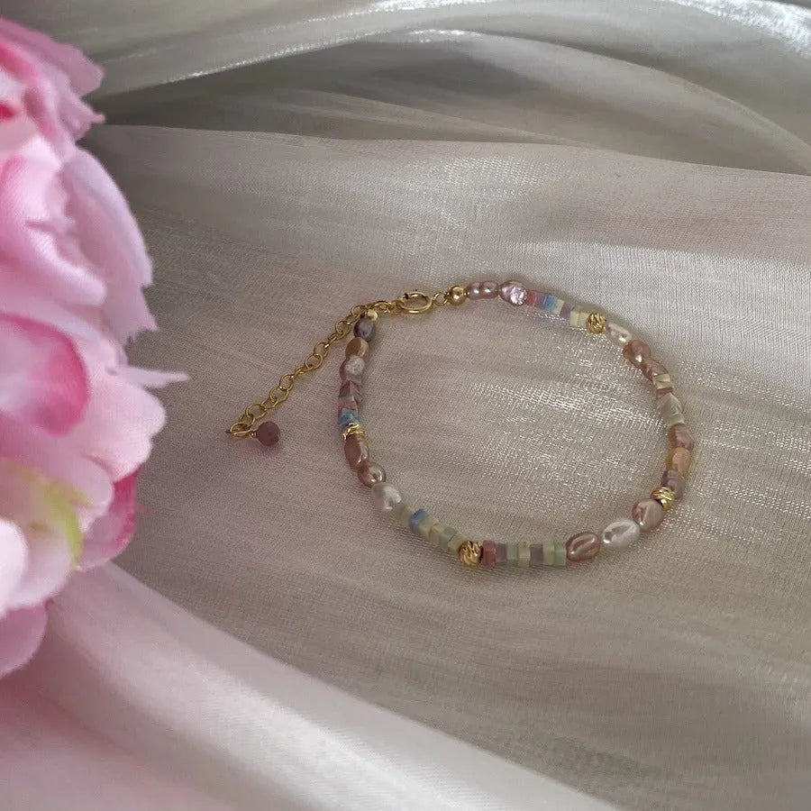 Women's purple pearl bracelet and necklace set with 14K gilded silver settings