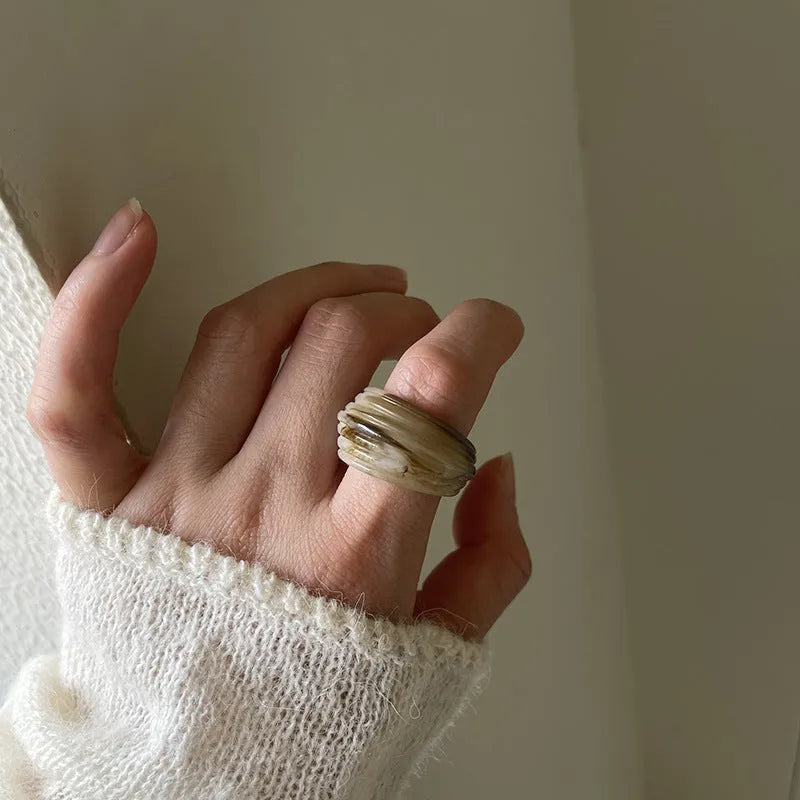 Chinese style irregular geometric resin wide ring in brown and white colour options