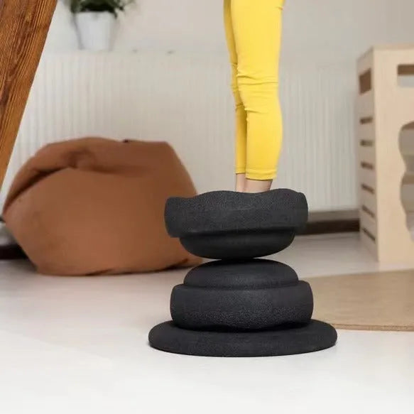 Plastic wood surf balance board for children aged 4-6 years in mixed colour or black wood pattern design