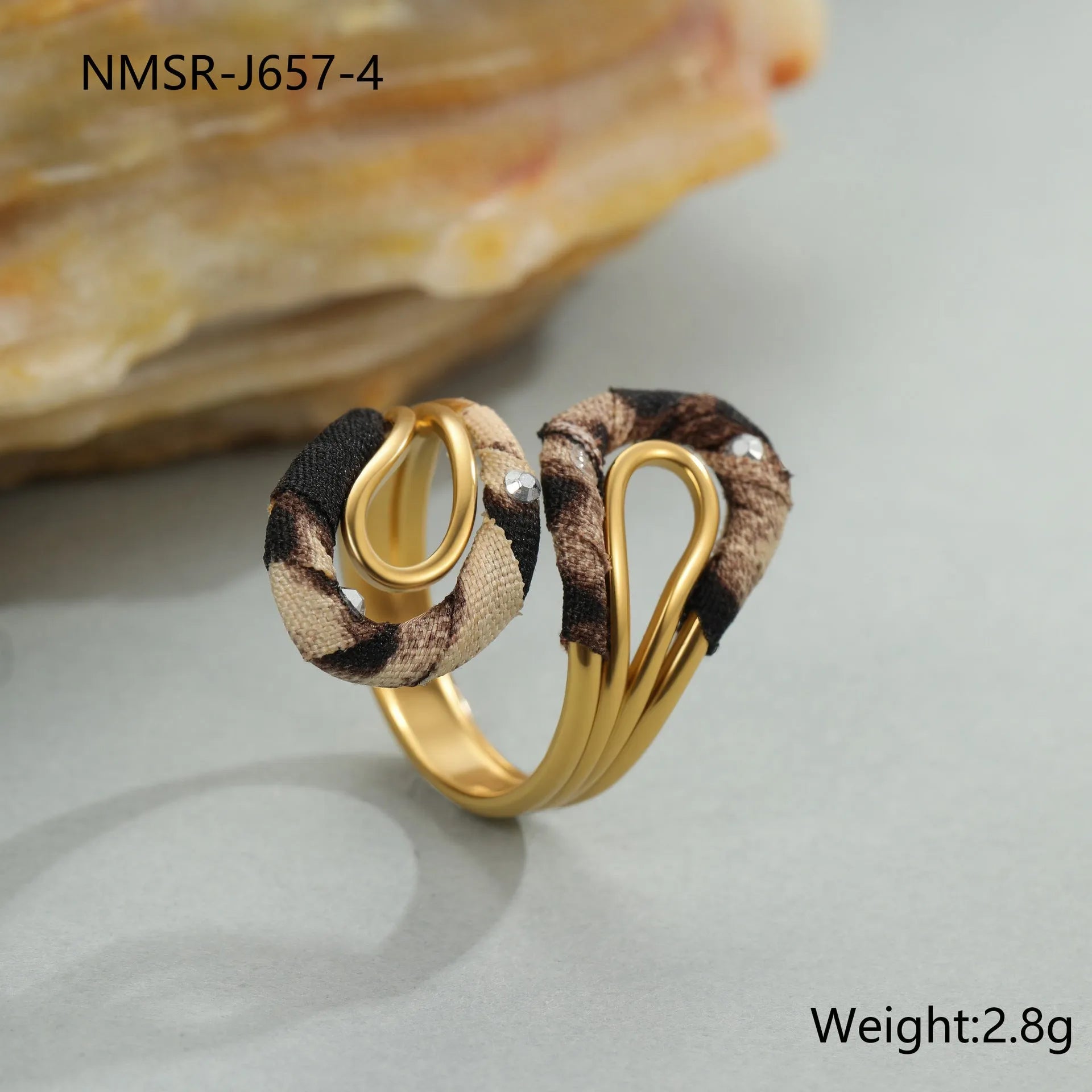 Geometric leopard print open mouth ring in stainless steel with heart shape design