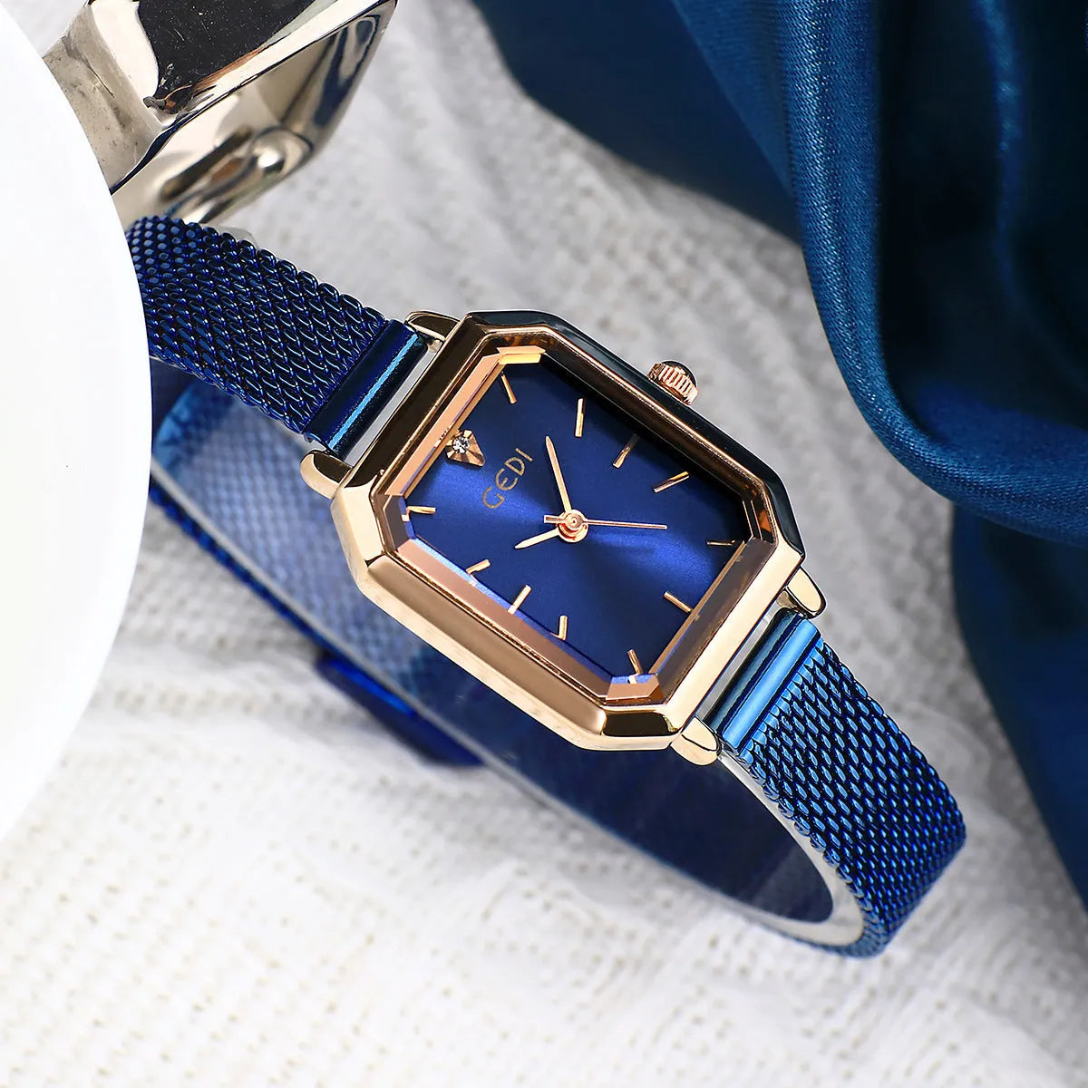 Women's square retro casual watch with rose gold case in six colour variations