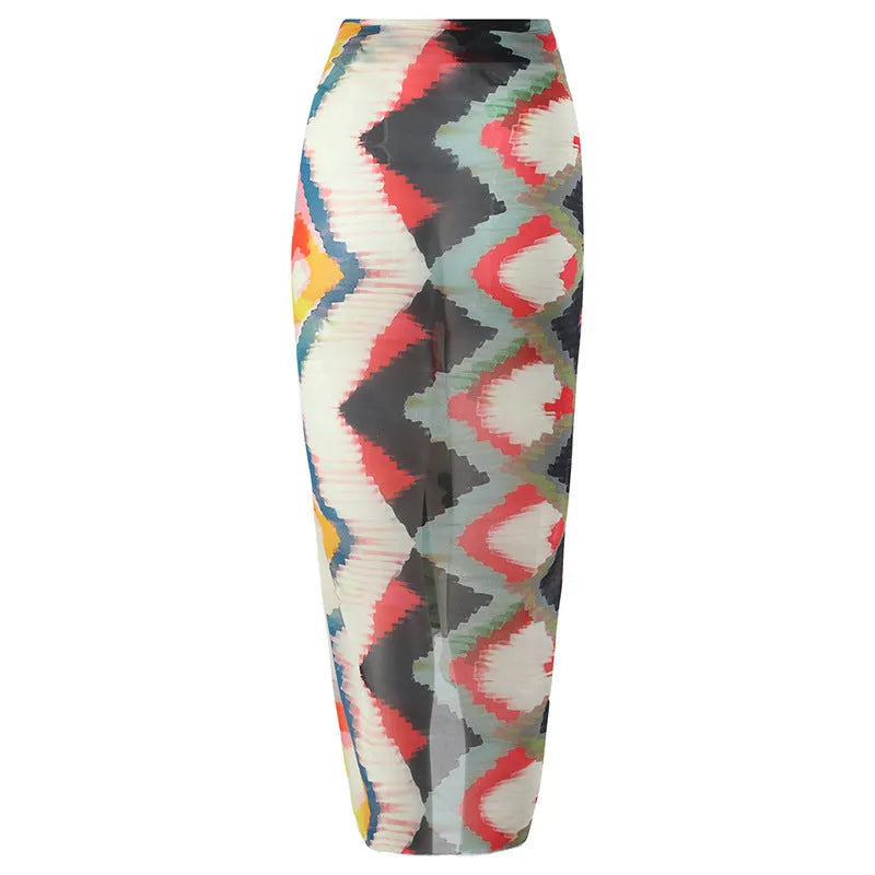 Female two-piece swimsuit with hip skirt in striped pattern, quick-dry polyester fabric
