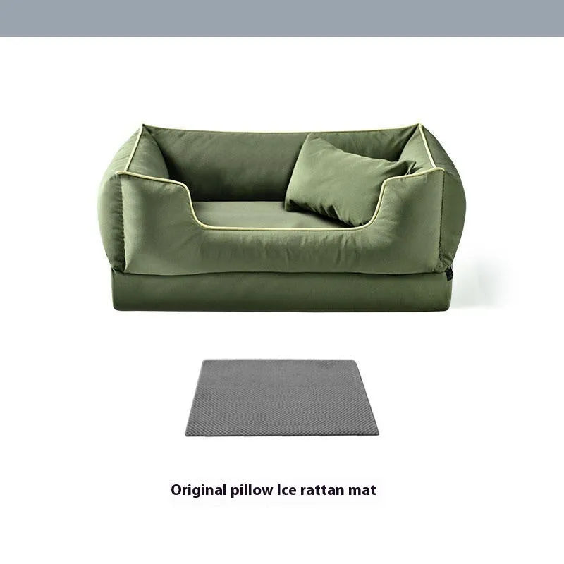 Waterproof kennel with removable washable mat in dark green, auburnumber, or rock ash colours
