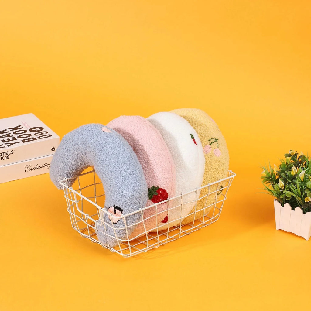 Cartoon half moon pet pillow in blue, pink, white, and yellow colours for dogs and cats