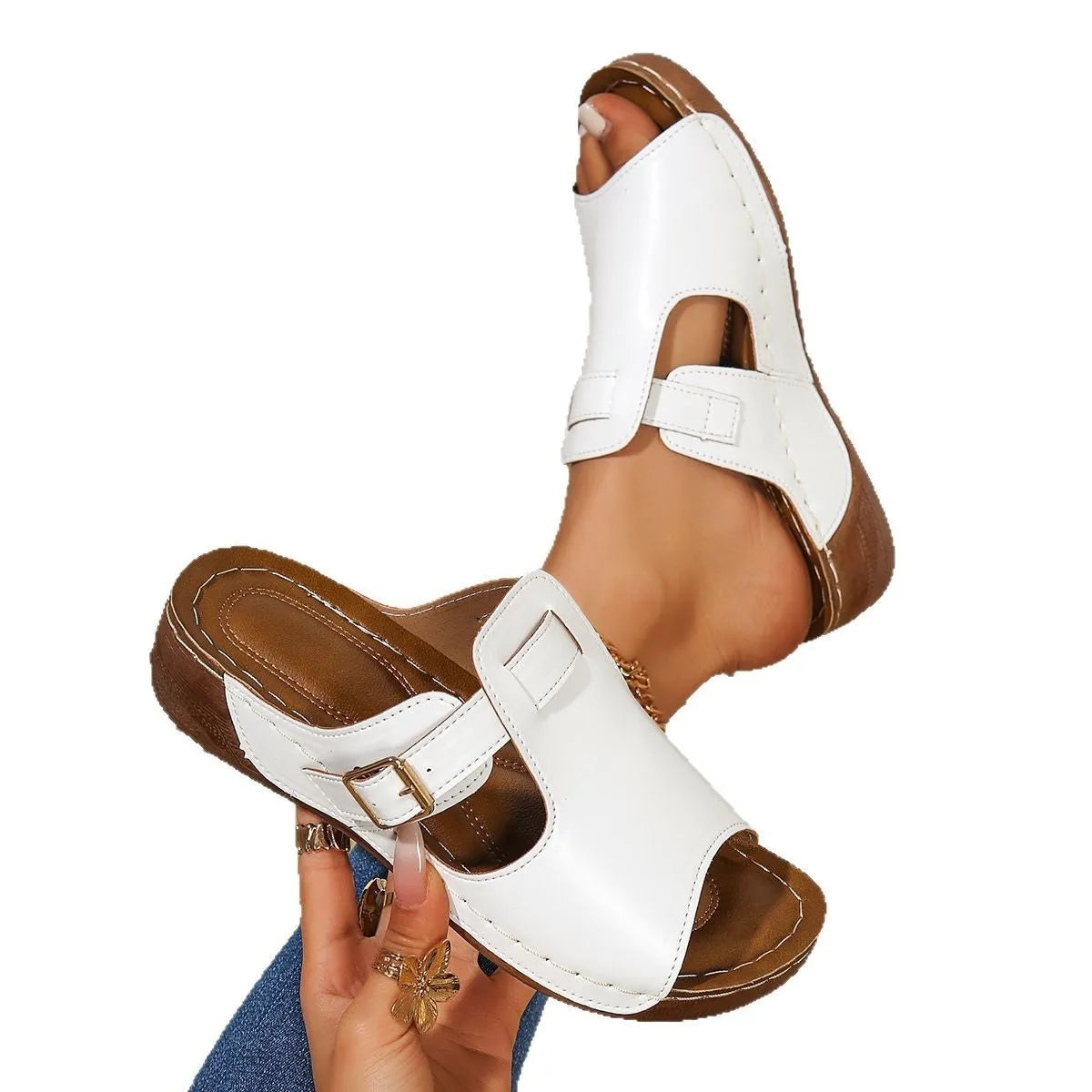 Women's magic stick sandals with fish mouth toe design in light pink colour