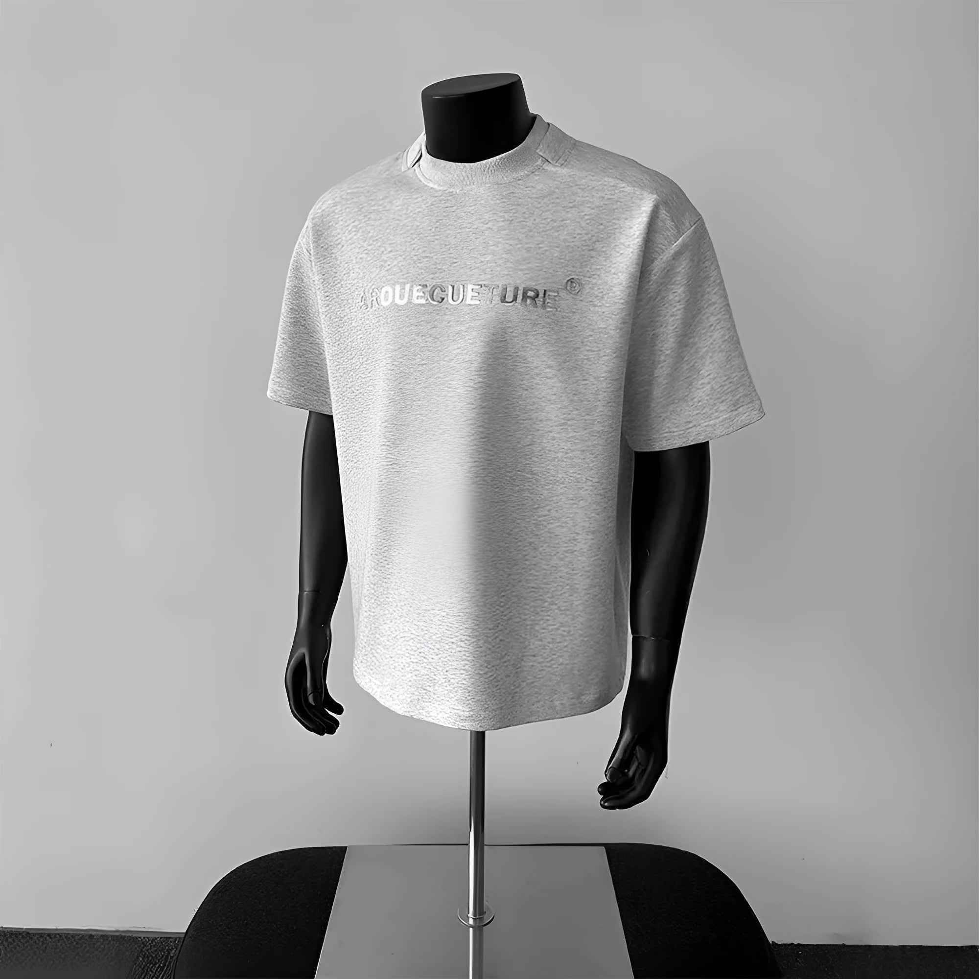 Men's cotton short sleeve T-shirt in loose fit with letter pattern