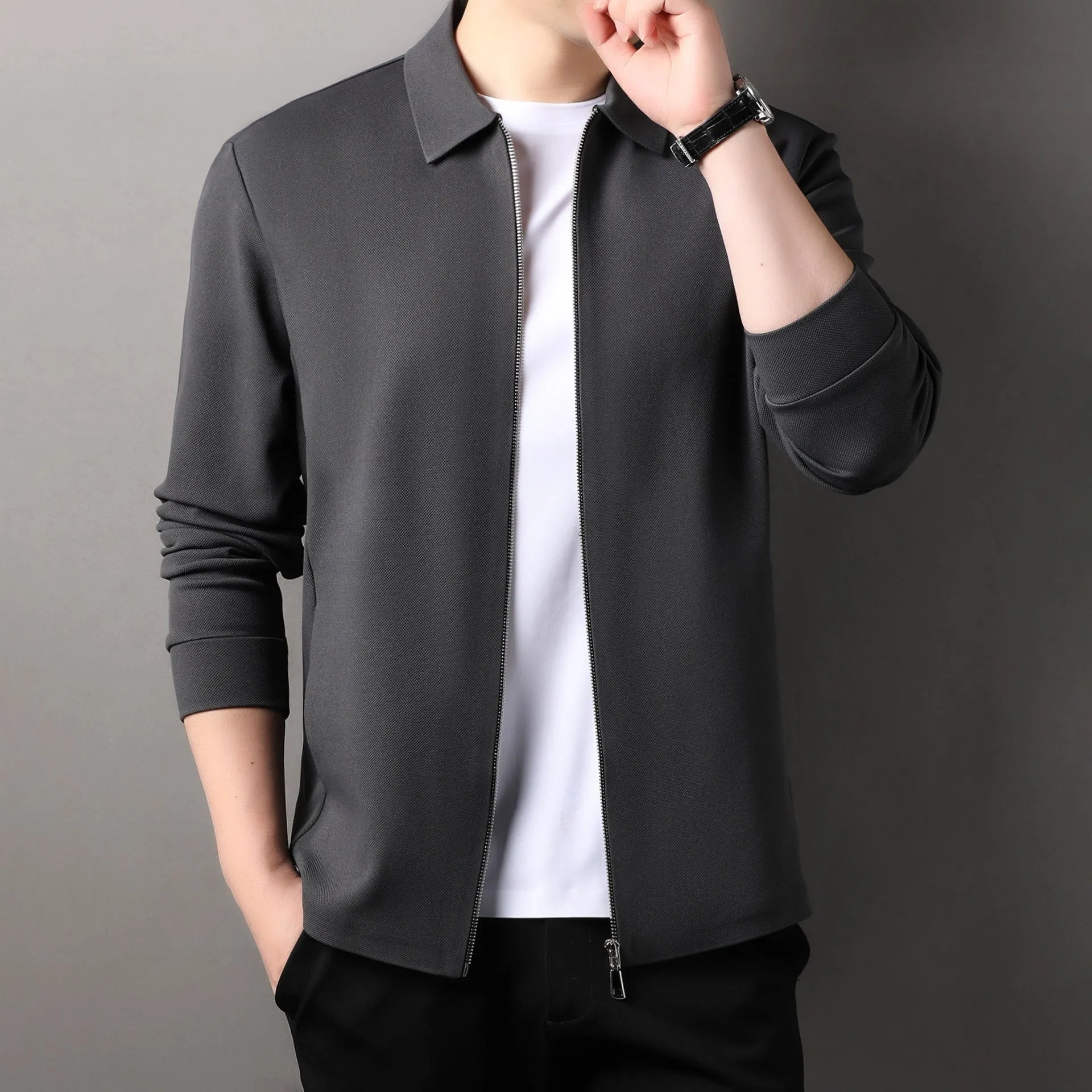 Men's high-grade casual business jacket in polyester, shown in a straight hem and regular sleeve design.