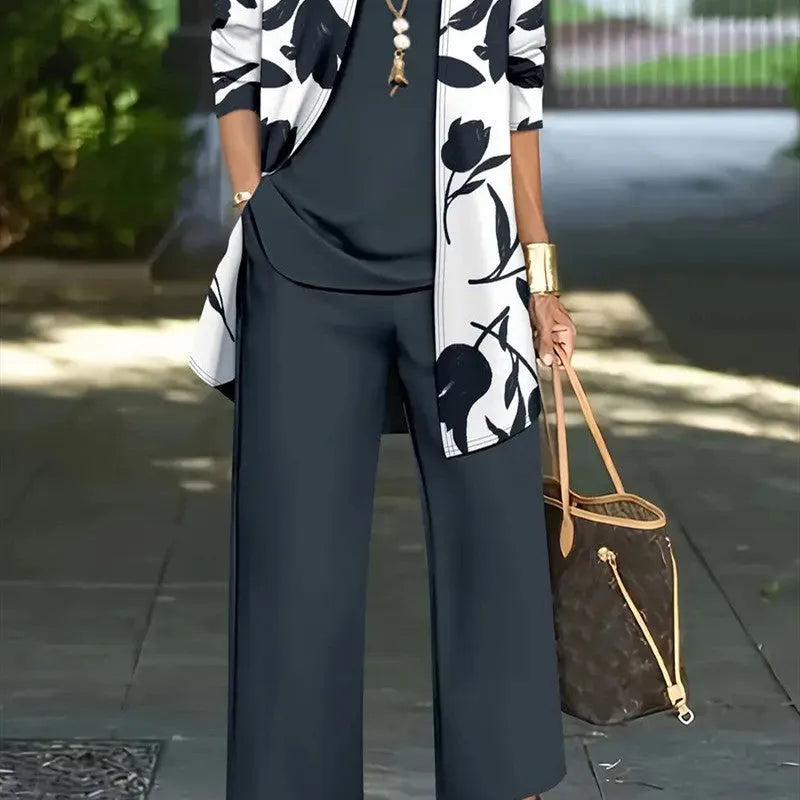 Women's three-piece casual suit in Japanese Korean style with coat, vest and trousers