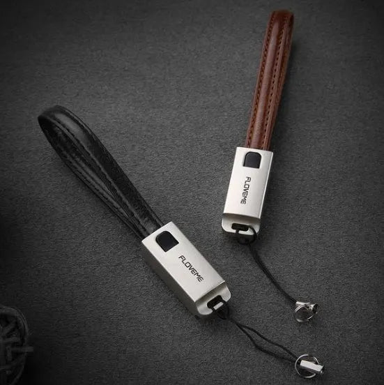 20cm leather USB-C to Lightning charging cable for iPhone in red, black or brown with zinc alloy connectors