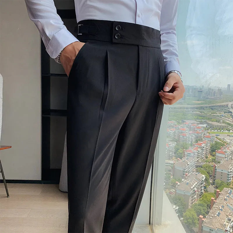 Men's straight-leg casual trousers in a solid colour on a neutral background.