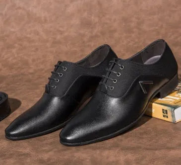 Men's Oxford shoes in artificial PU leather with rubber soles available in black, brown, and yellow