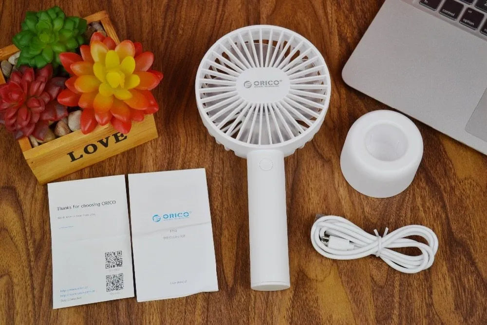 ORICO FH1 white portable USB rechargeable fan with three-speed adjustment buttons