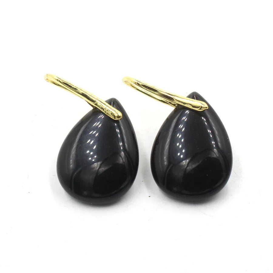 Geometric water drop crystal earrings with electroplated finish in amethyst colour