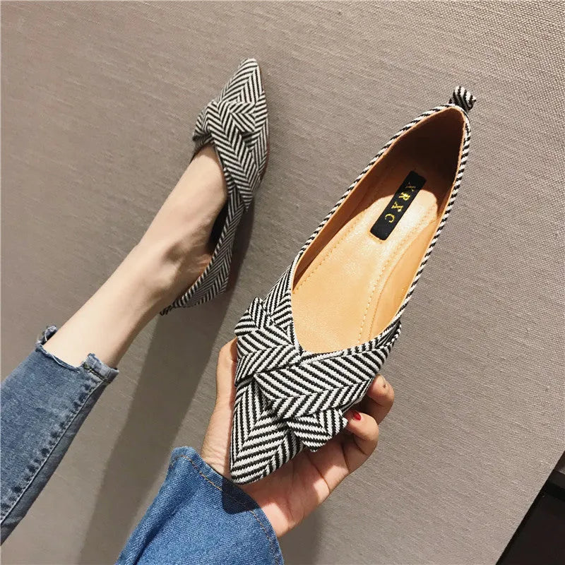 Women's black pointed toe low heel shoes with shallow mouth design and cotton upper