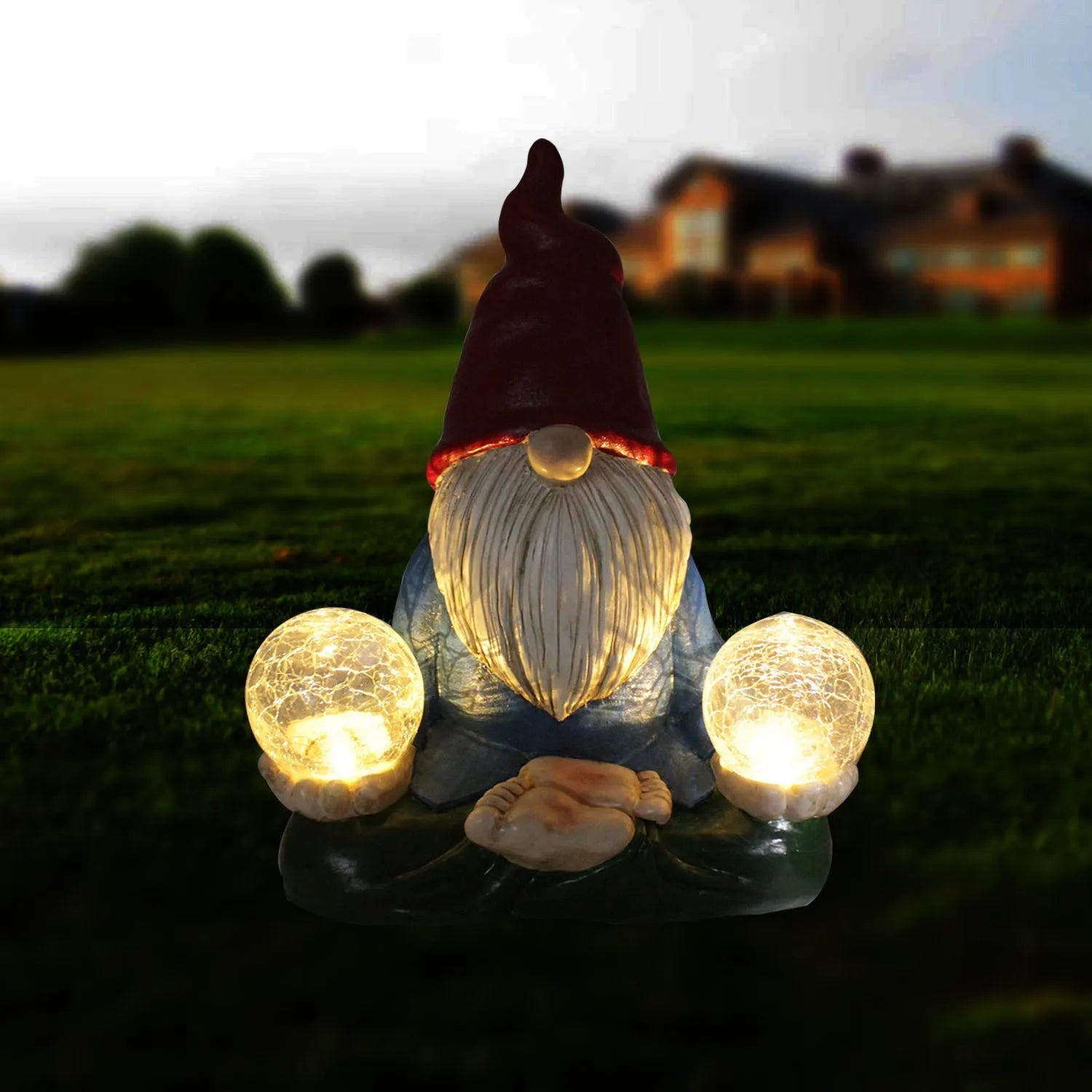 Solar-powered resin dwarf doll garden ornament measuring 27x20cm in faceless old man style