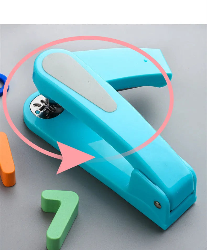 360-degree rotatable desktop stapler in black, showing rotation function and centre seam binding.