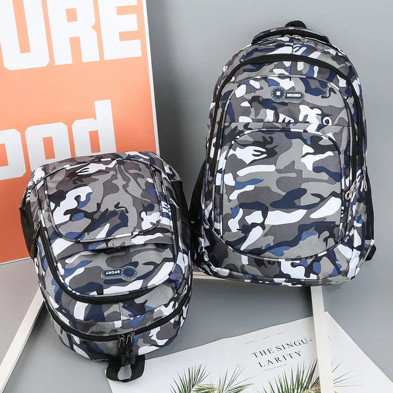 Teenage backpack in Oxford fabric showing side zipper pockets and breathable shoulder straps