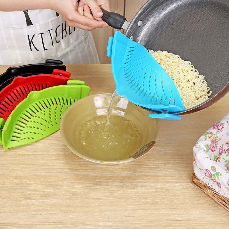 Silicone clip-on kitchen funnel with stainless steel buckle for pot draining and rice washing