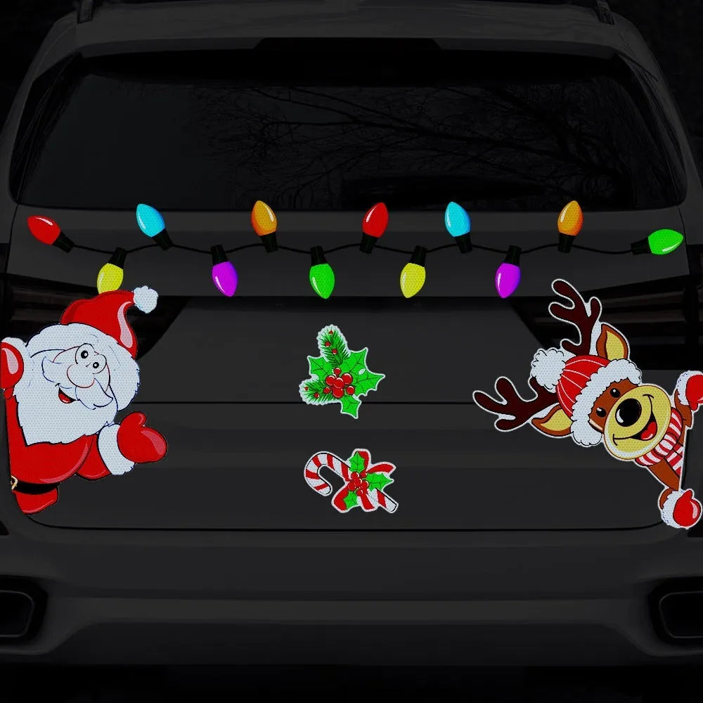 Medium reflective magnetic sticker featuring a cartoon Christmas elk in RFM026 6 threads colour.