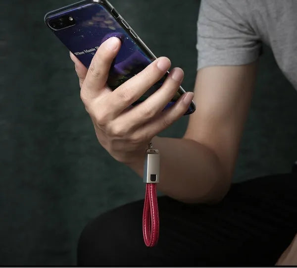 20cm leather USB-C to Lightning charging cable for iPhone in red, black or brown with zinc alloy connectors