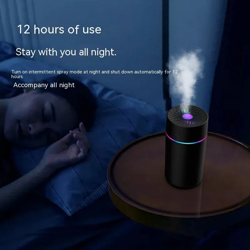Compact car USB mini humidifier in black or white with adapter line for automobile air purification