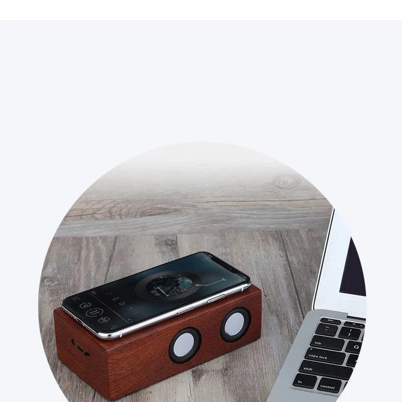 Retro wooden Bluetooth speaker in bamboo, black walnut or sapele wood finishes