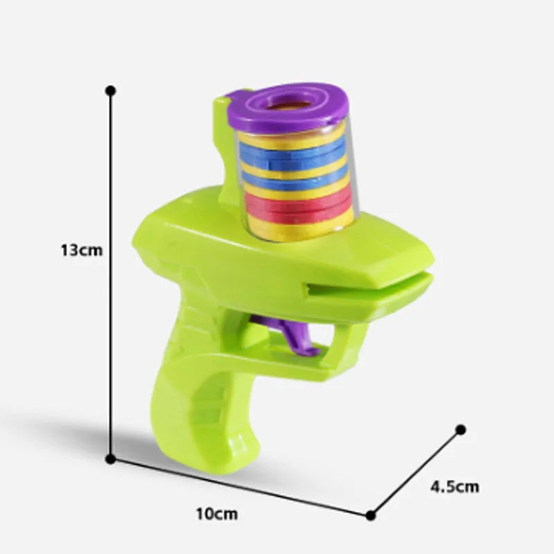 Interactive cat toy launcher with foam disc in green or purple colour