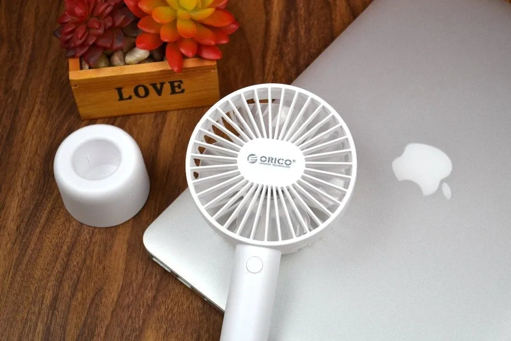 ORICO FH1 white portable USB rechargeable fan with three-speed adjustment buttons