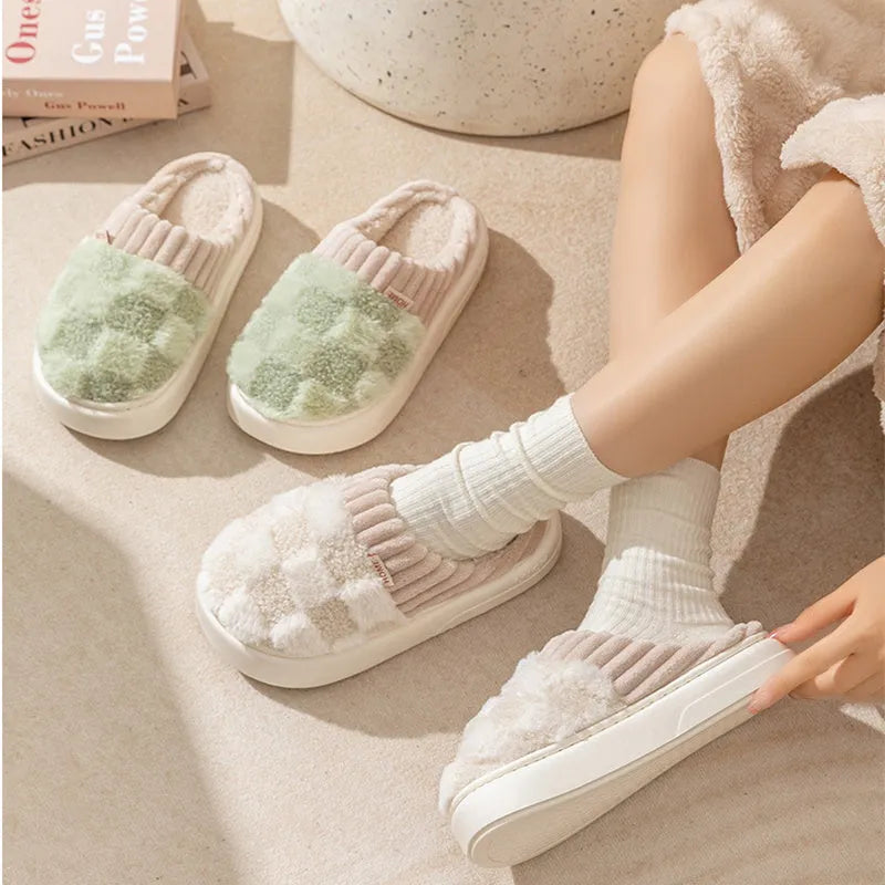 Plaid plush indoor slippers for women in five colours with thick lining and non-slip PVC sole
