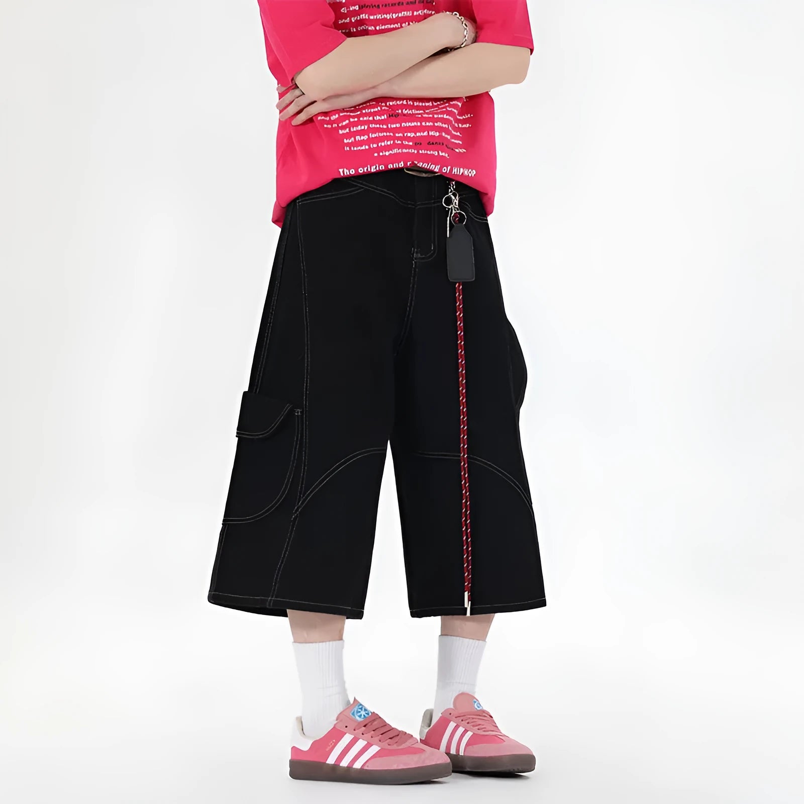 Retro denim workwear shorts with multiple pockets in wide leg cropped design