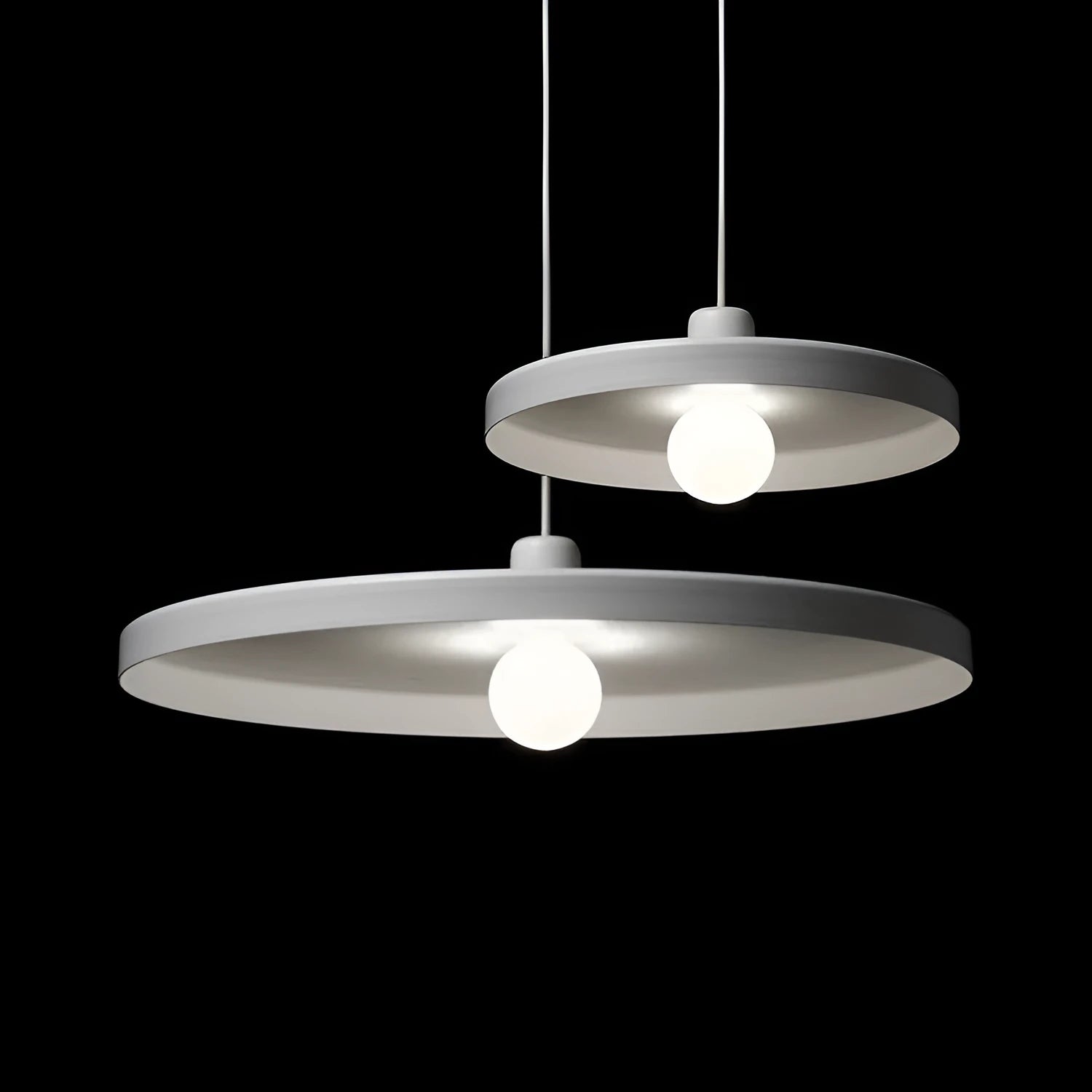 Aluminium alloy bar chandelier for restaurants in black or white, shown in 35cm, 50cm, and 60cm sizes.