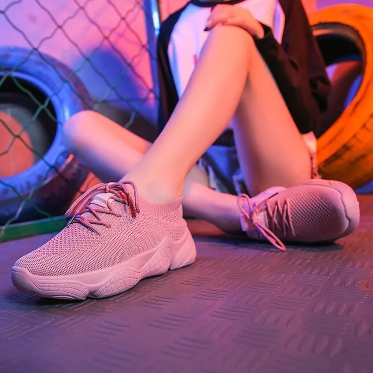 Women's white thick-soled flying woven casual sports shoes with front strap closure