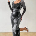 Women's printed pleated fishtail dress with square collar in gradient colour