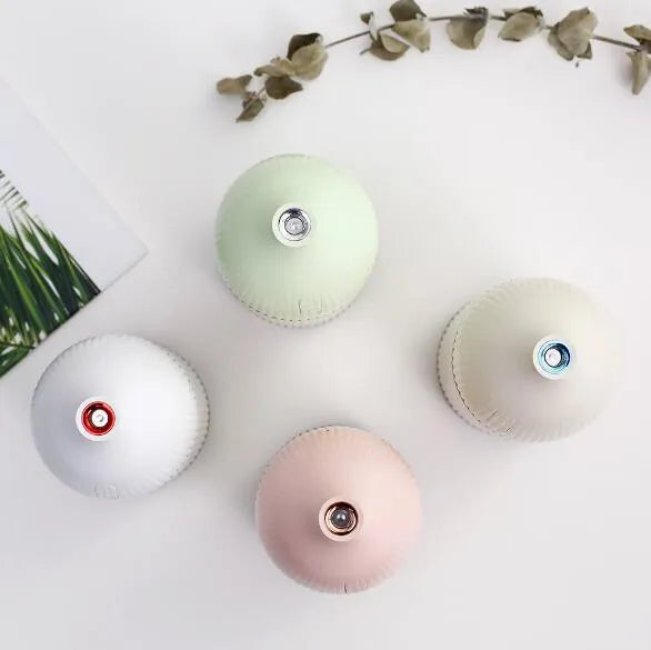 White USB-powered aromatherapy diffuser humidifier with LED light, 300ml capacity