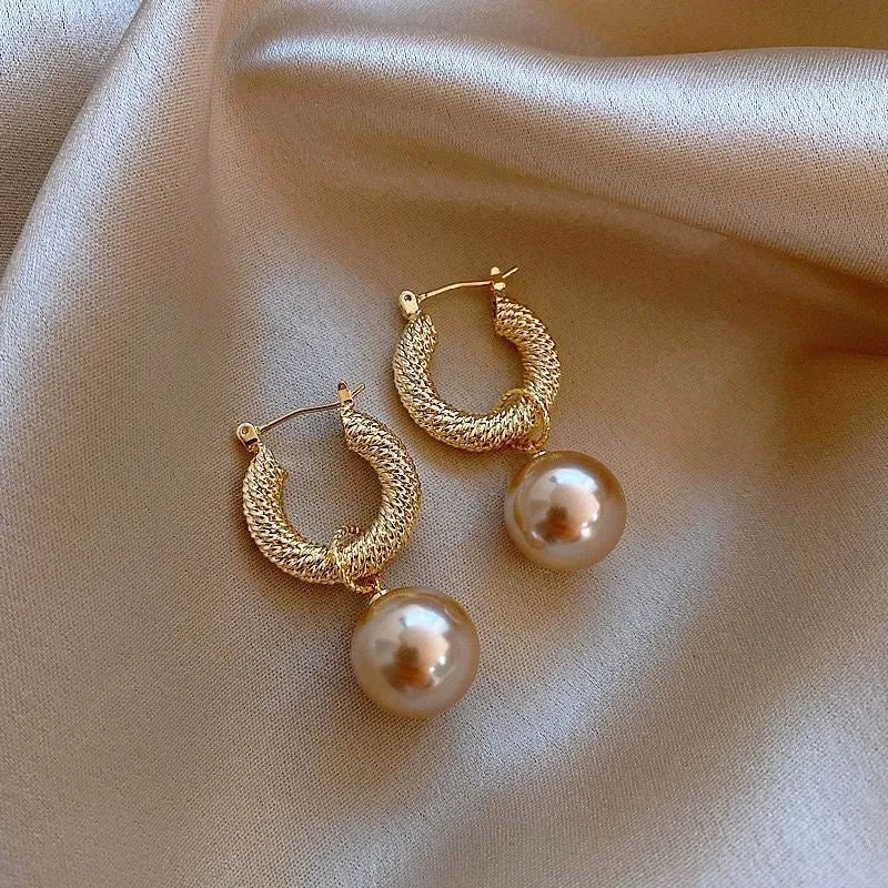 Copper geometry rose earrings with electroplated finish in various colour options