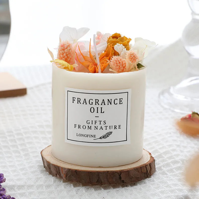 Dried flower decorative aromatherapy candle with nine scent options and wooden chip base