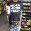 Man wearing a black loose-fit heavy cotton retro short-sleeved t-shirt