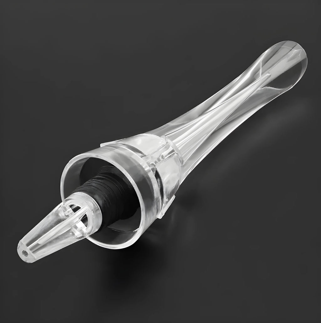 Clear acrylic wine aerator with stainless steel filter, 16cm long.