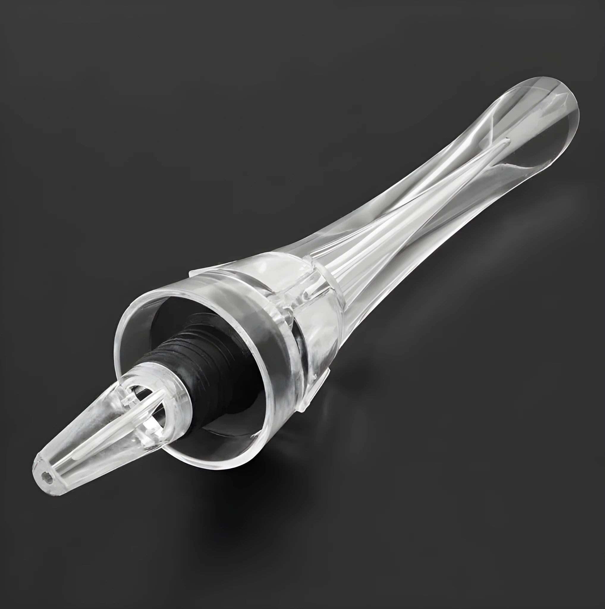 Clear acrylic wine aerator with stainless steel filter, 16cm long.