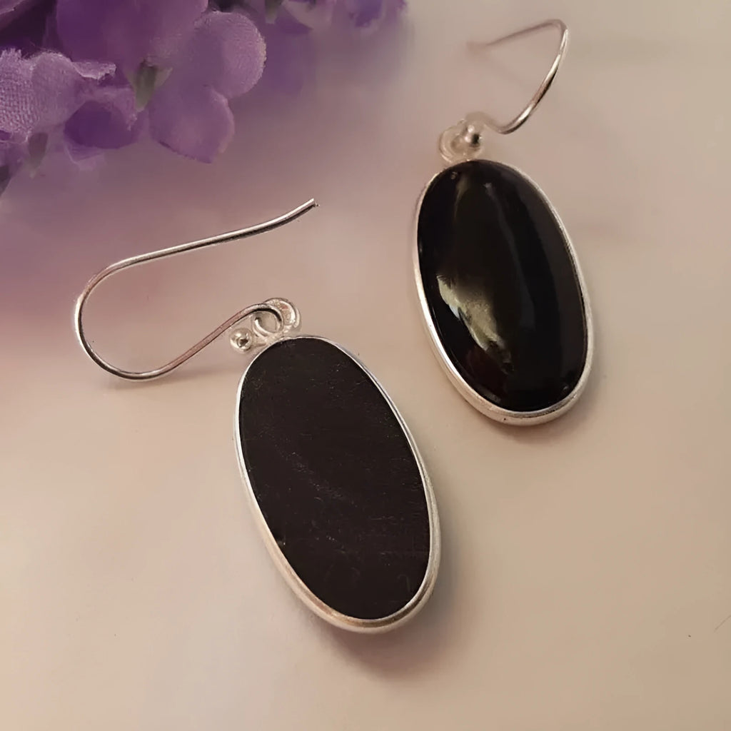 Women's geometric earrings with oval black agate pendant on 925 silver-plated alloy posts