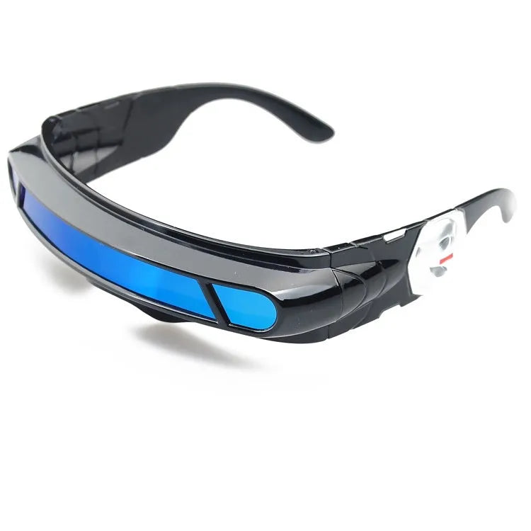 Polarised sports sunglasses with PC full rim frame in black with three lens colour options
