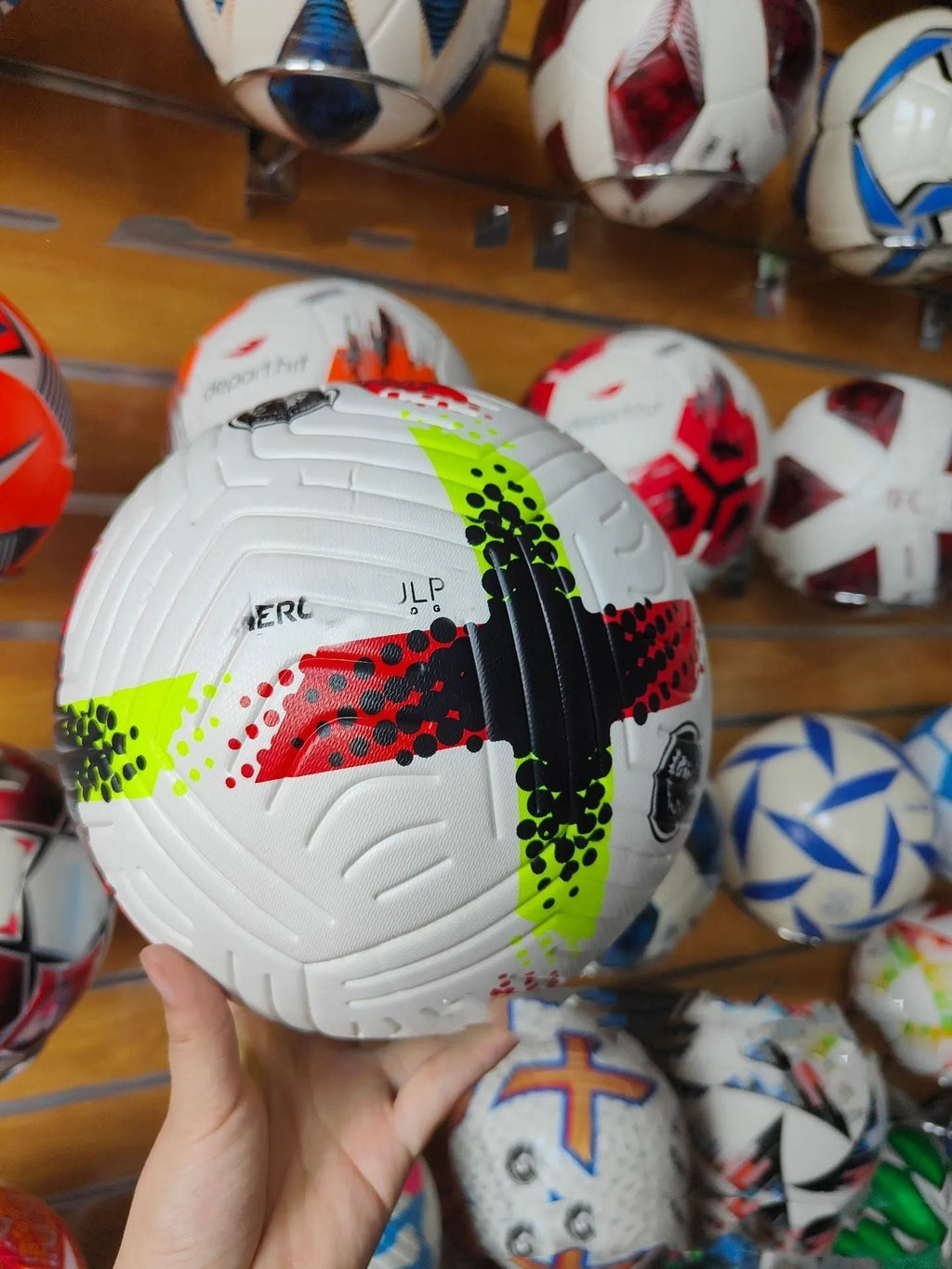 Fluorescent green size 5 football with seamless construction for training use