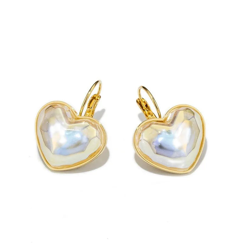 Gold alloy women's ear clip with summer love niche design and natural style