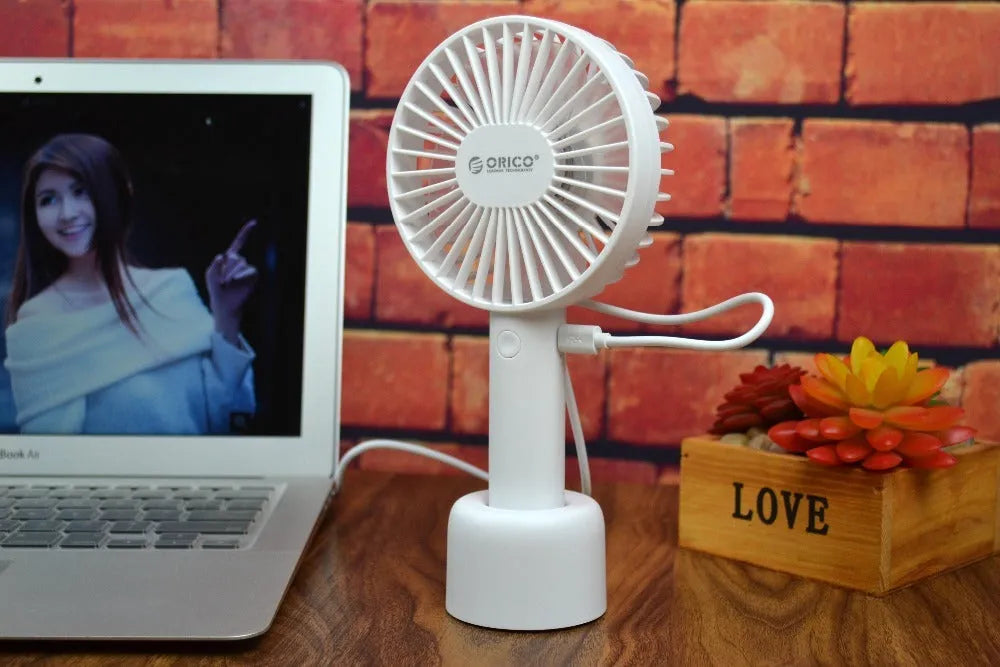 ORICO FH1 white portable USB rechargeable fan with three-speed adjustment buttons