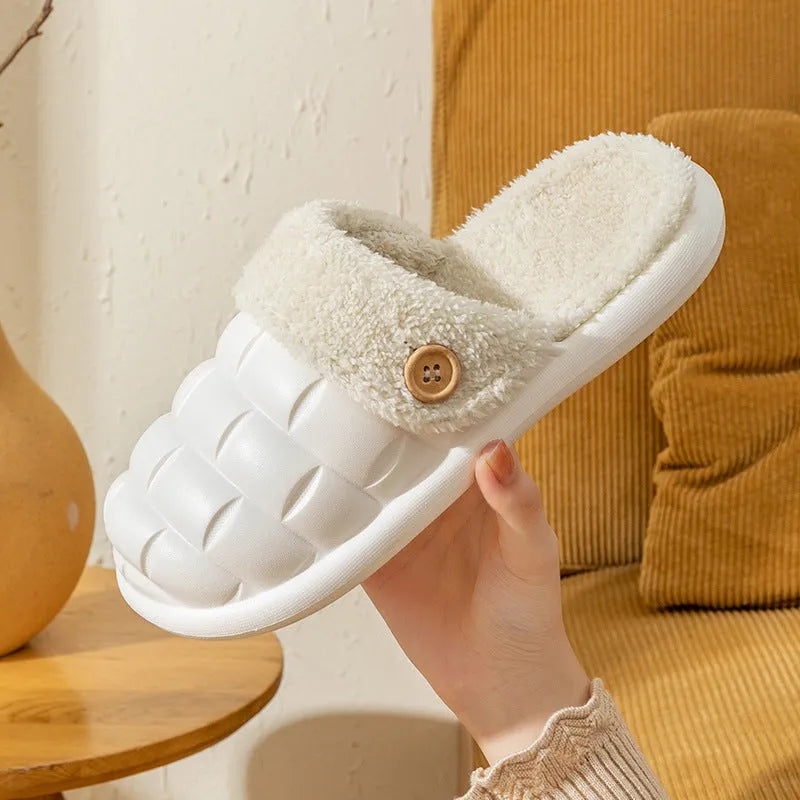 Women's plaid detachable slippers with plush lining and anti-slip sole in multiple colours.