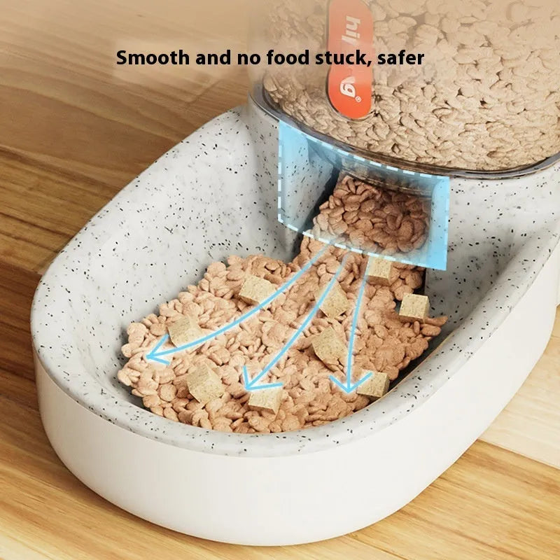 Automatic pet feeder and water fountain with 3.8L capacity in blue, green, grey, or pink colours