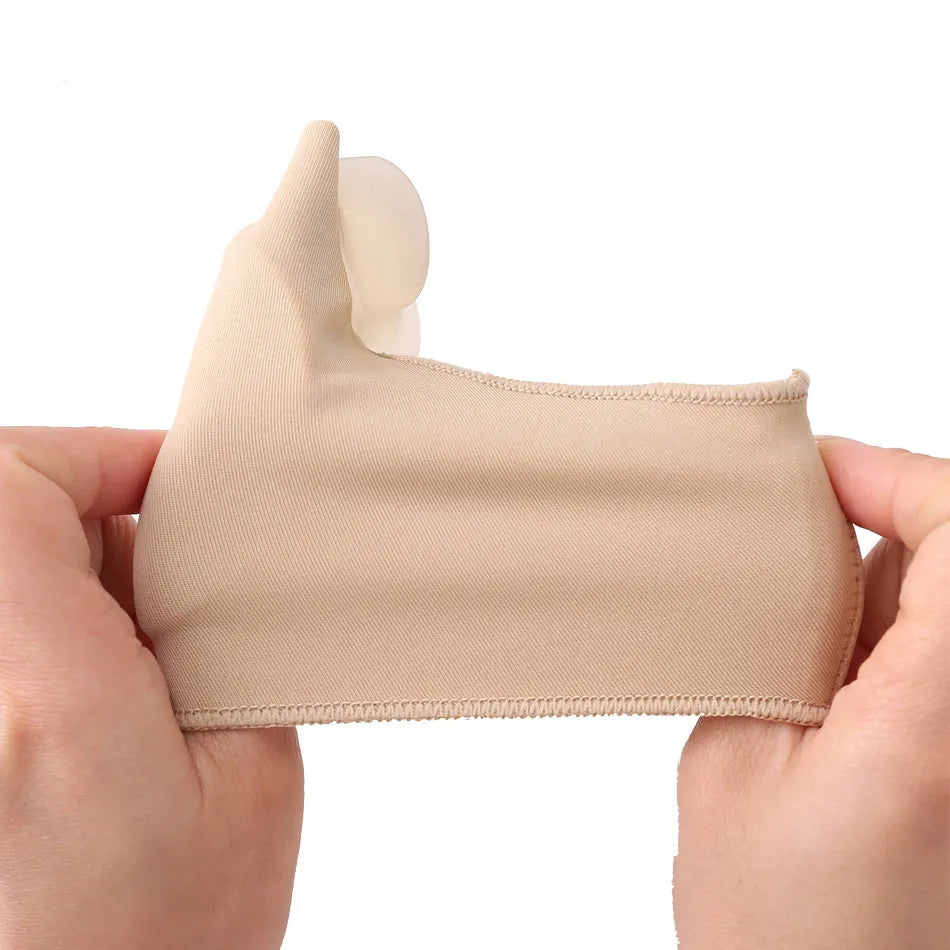 Corrective bunion socks with silicone gel pad and toe separator in three sizes