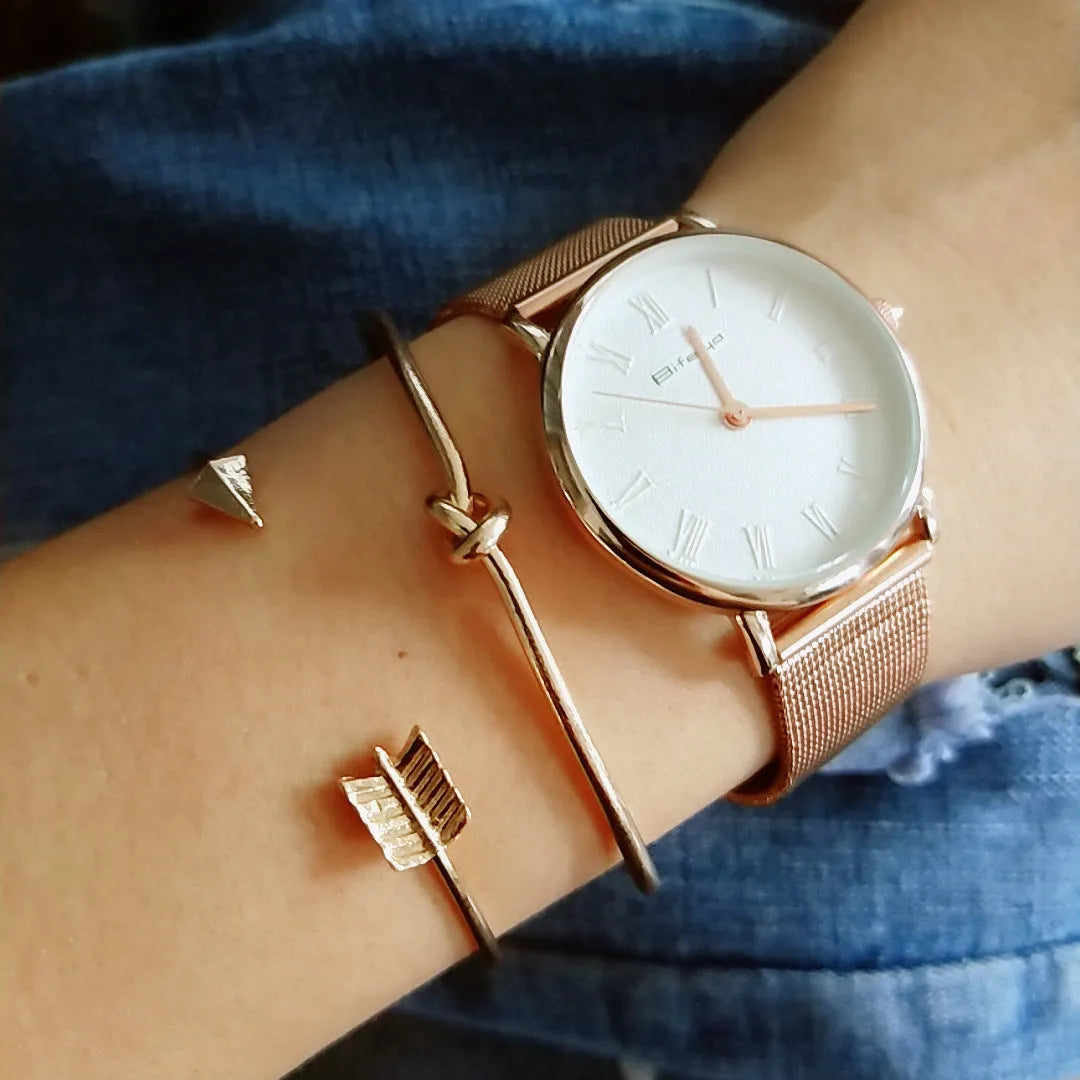 Women's vintage cuff arrow knotted bracelet in gold electroplated alloy