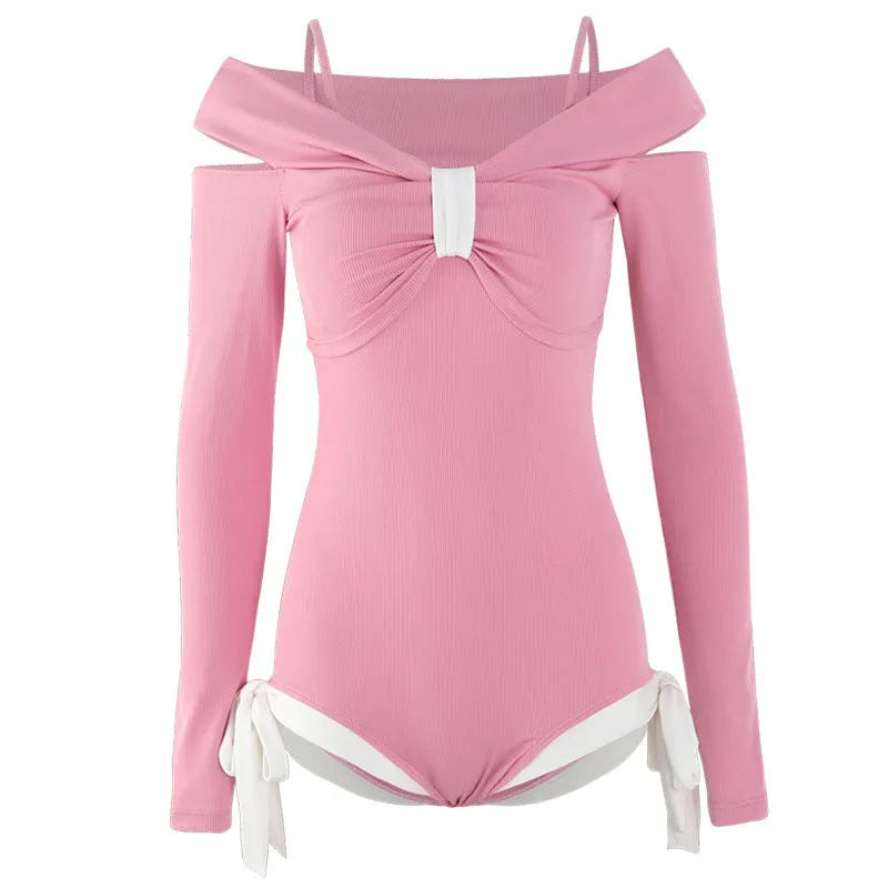 Women's long sleeve one-piece swimsuit in black or pink polyester